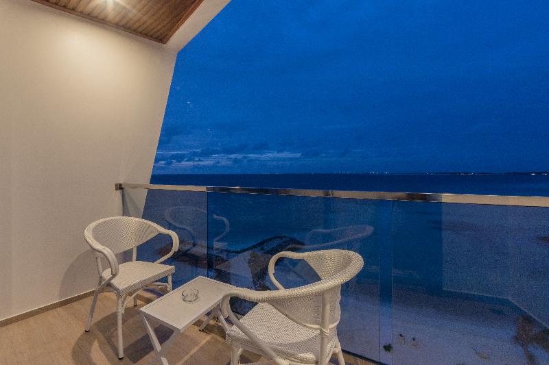 Kaani Palm Beach - Oda