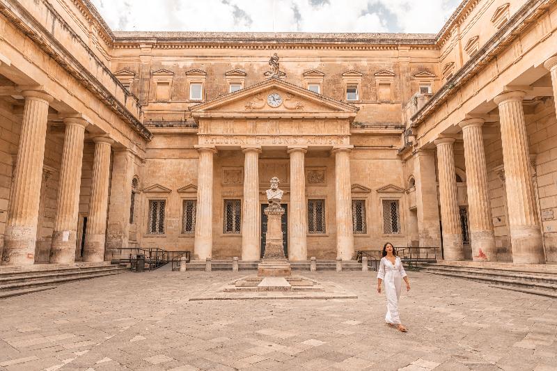 Palazzo Lecce - Genel