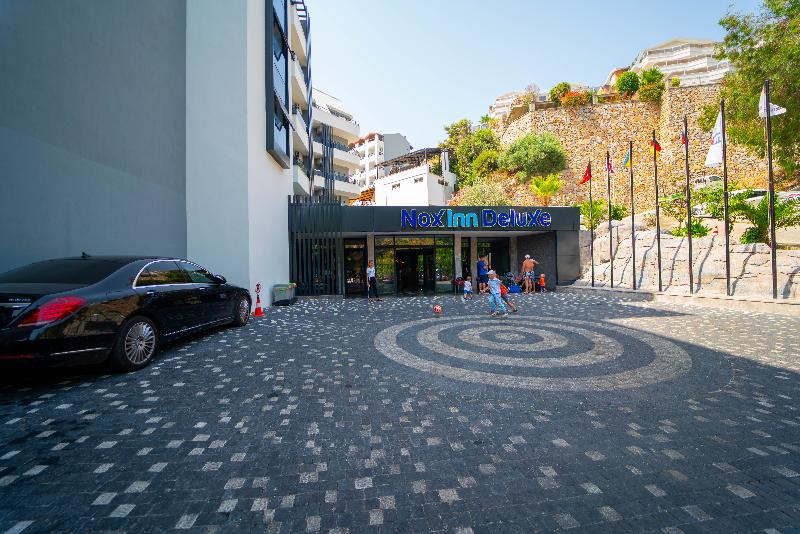 NoxInn Deluxe Hotel - Genel