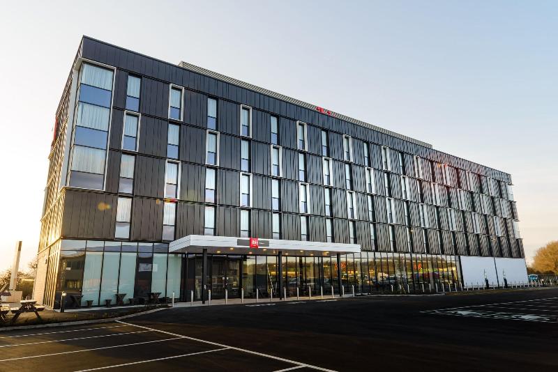 ibis Bridgwater - Aktivite