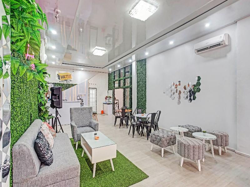 Box House - Lobi