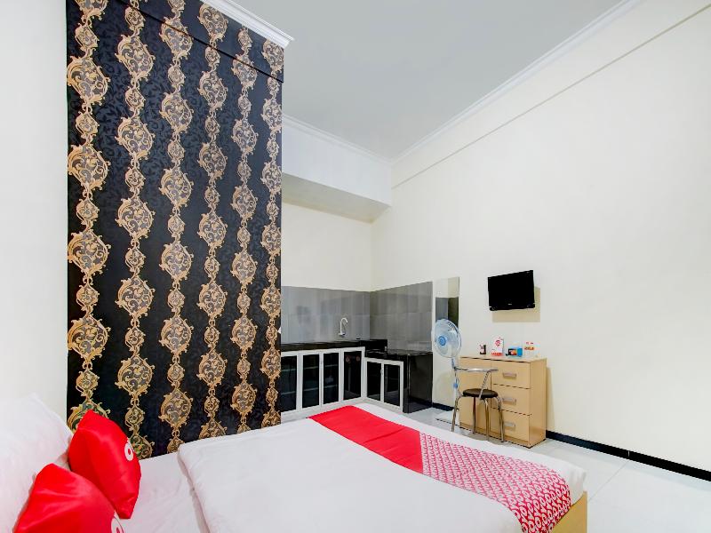 OYO 90151 Guest House 180 - Oda