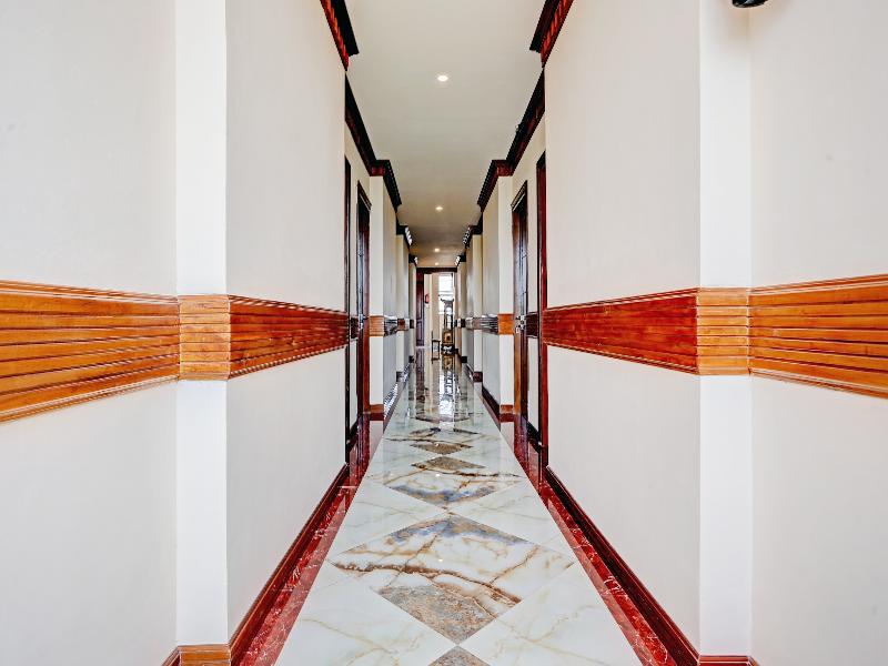 Remington Hostel - Lobi