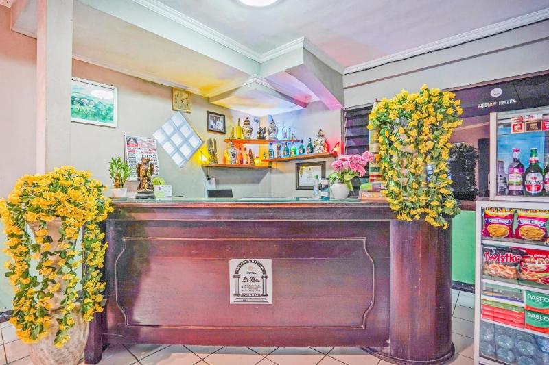 OYO 90132 Lie Mas Hotel - Lobi