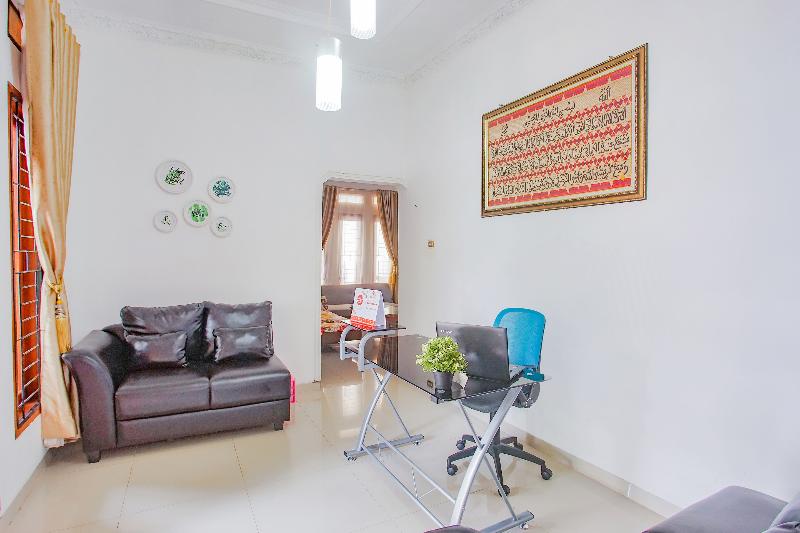 OYO 3839 Wisma Bambu Syariah - Lobi