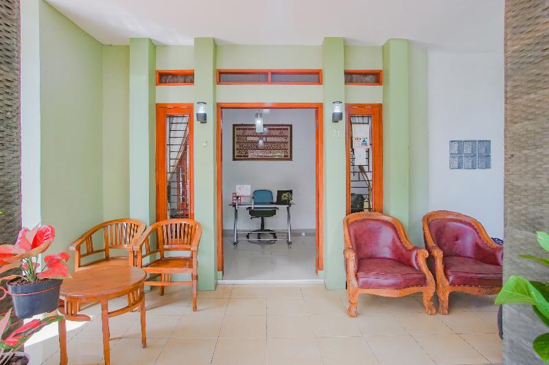OYO 3839 Wisma Bambu Syariah - Lobi