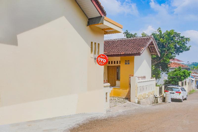 OYO 3839 Wisma Bambu Syariah - Genel