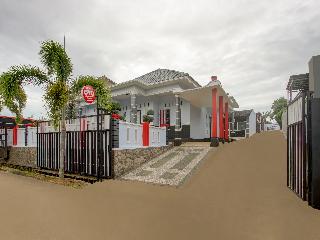 Azka Homestay Syariah otel fotoğrafı
