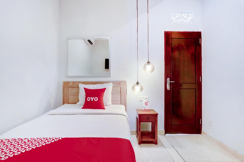 OYO 90022 Puri Kramas Canggu - Oda