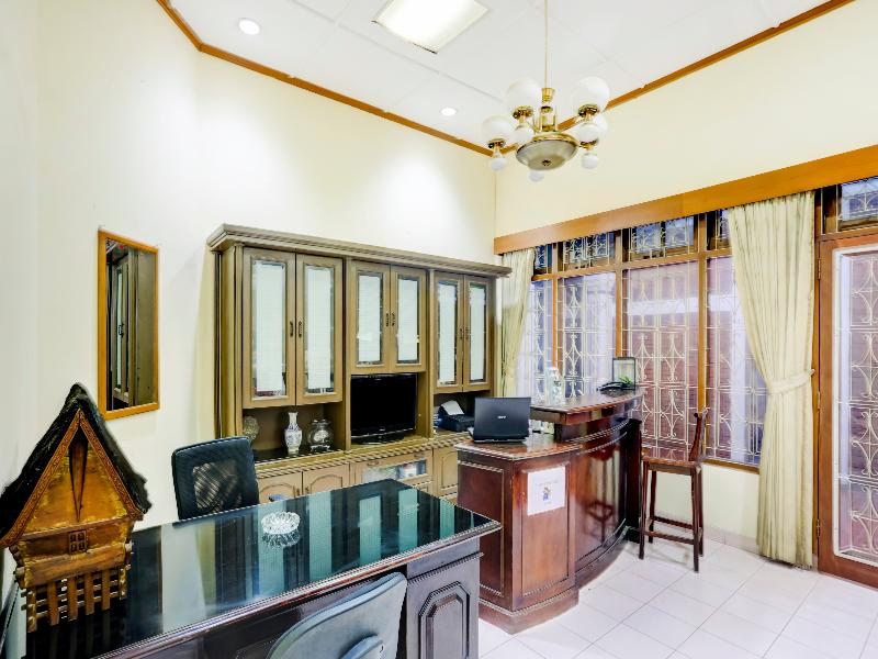 Capital O 90066 Tobana Pejaten House - Lobi