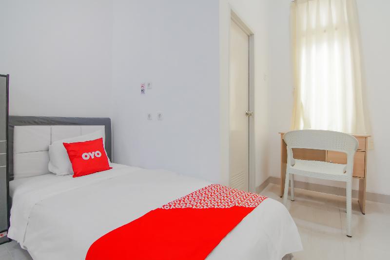 Capital O 90342 Kemang Garden - Oda