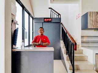 OYO 90215 Ada Residence fotoÄŸrafÄ±