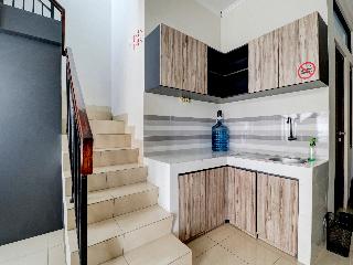 OYO 90215 Ada Residence fotoÄŸrafÄ±