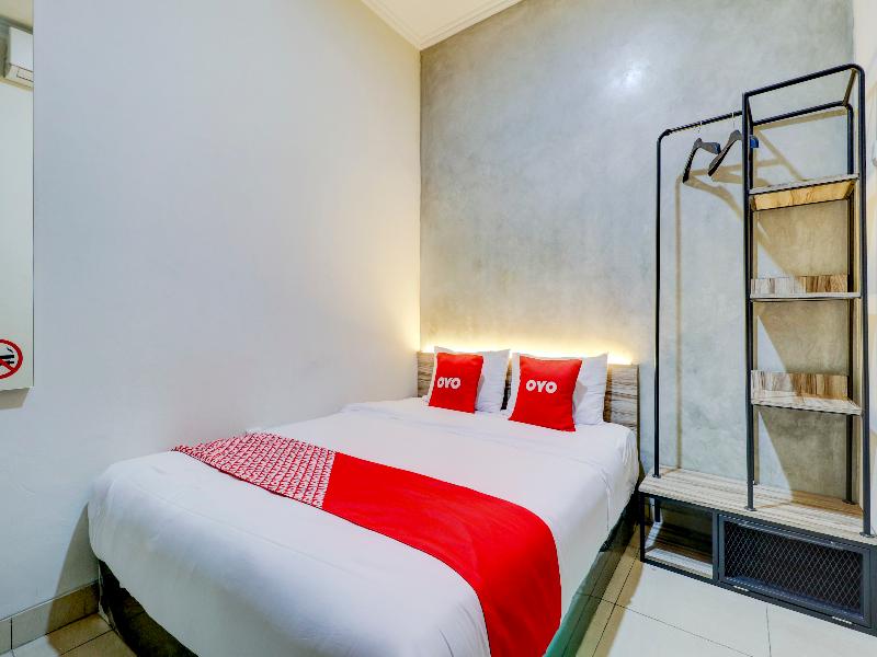 OYO 90215 Ada Residence - Oda