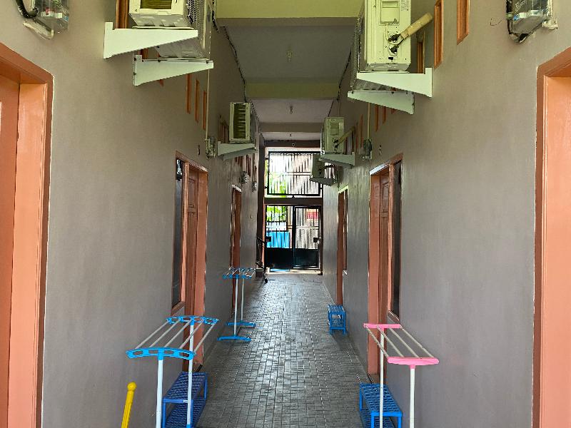 OYO 90111 Almeerah Homestay Syariah - Lobi