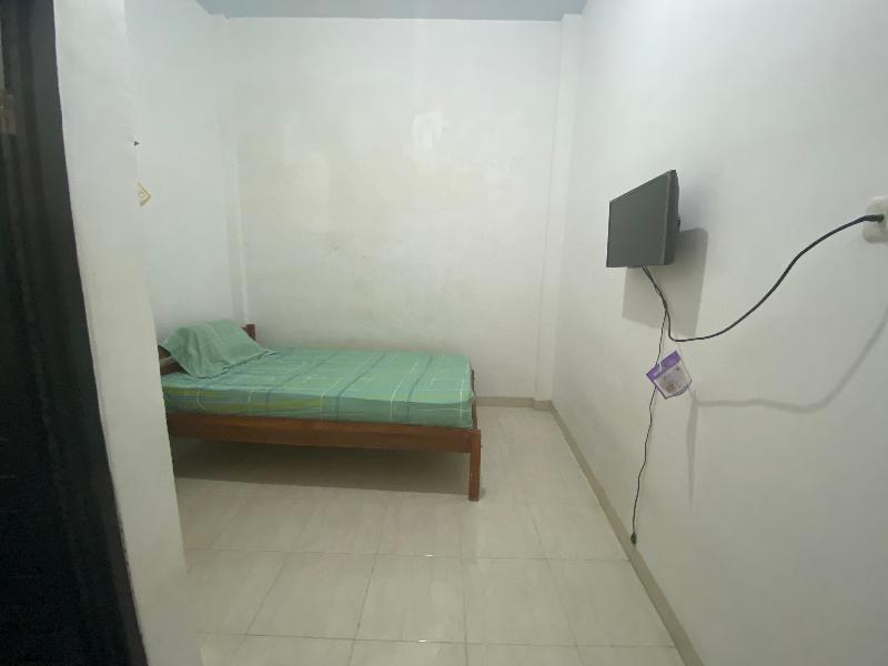OYO 90111 Almeerah Homestay Syariah - Oda