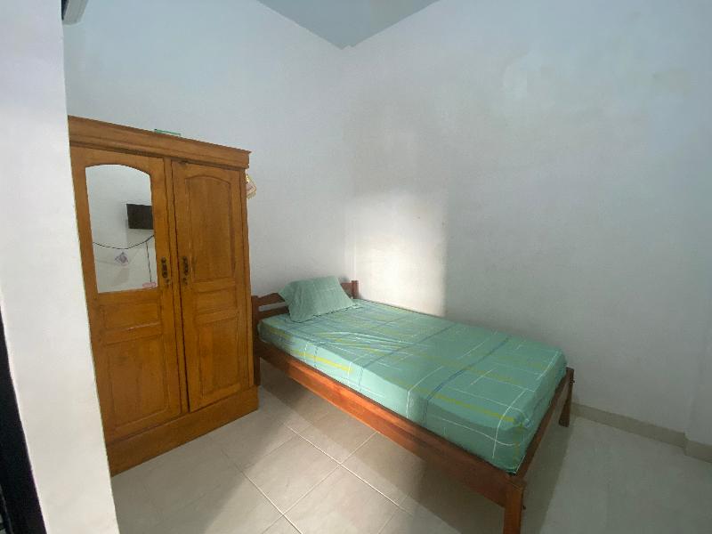OYO 90111 Almeerah Homestay Syariah - Oda