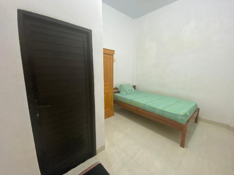 OYO 90111 Almeerah Homestay Syariah - Oda