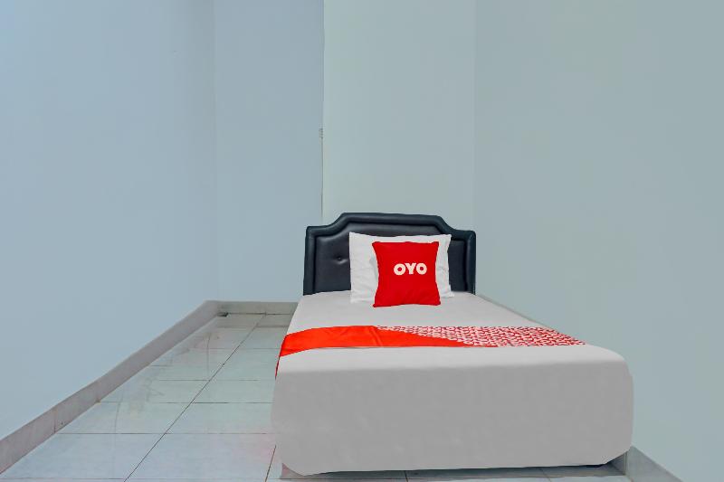 OYO 90117 Anugrah Homestay - Oda