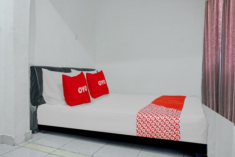 OYO 90117 Anugrah Homestay - Oda