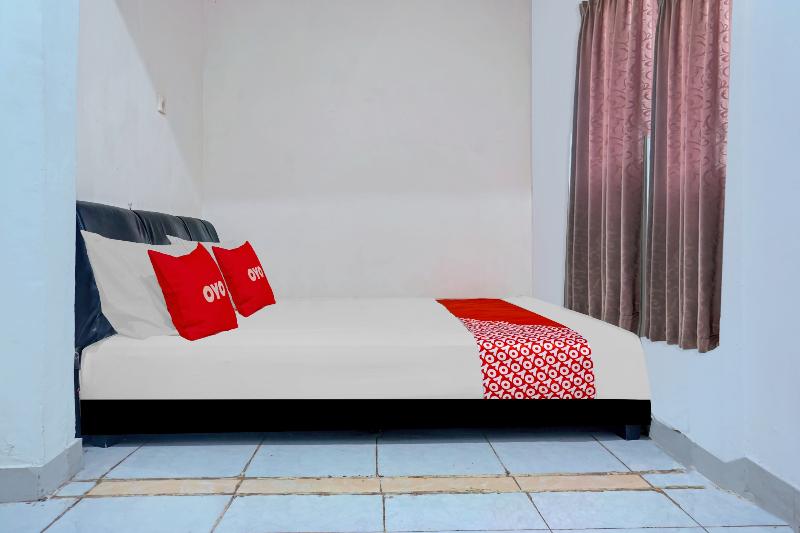 OYO 90117 Anugrah Homestay - Oda