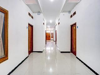 OYO 90383 Avisha Guest House Syariah fotoÄŸrafÄ±