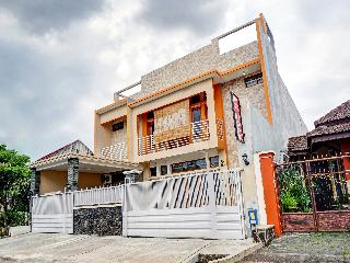 OYO 90383 Avisha Guest House Syariah fotoÄŸrafÄ±