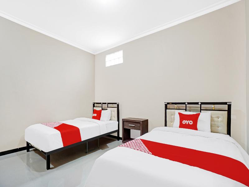 OYO 90383 Avisha Guest House Syariah - Oda