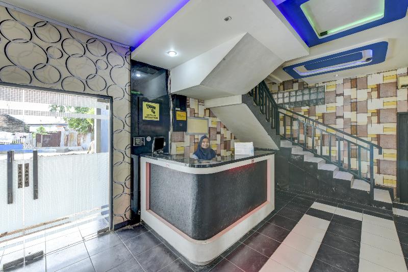 OYO 4010 Zaara Guest House Syariah - Lobi