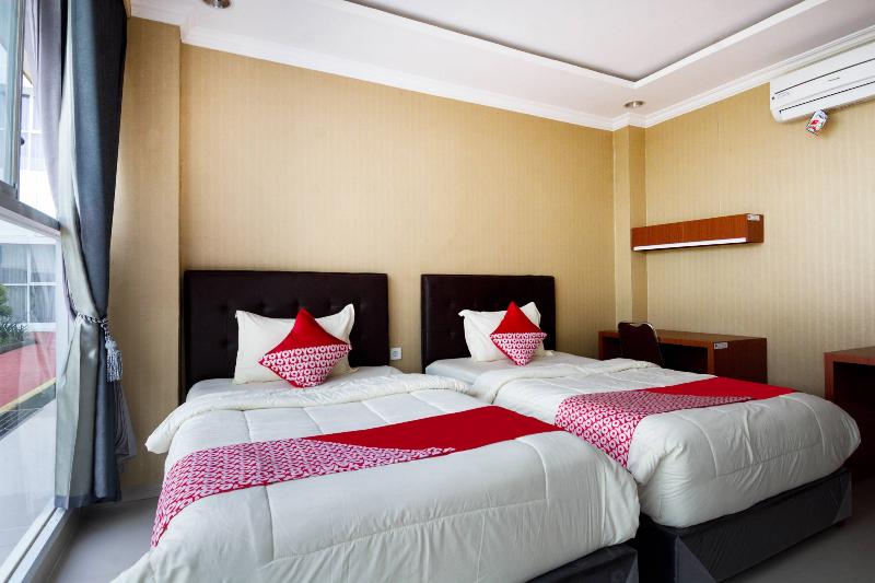 Super OYO 3431 Alpha Hotel Syariah - Oda
