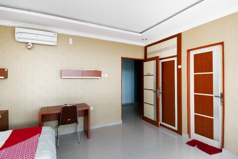 Super OYO 3431 Alpha Hotel Syariah - Oda
