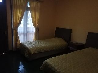 Super OYO 90382 Hotel Sarah Sukabumi fotoÄŸrafÄ±