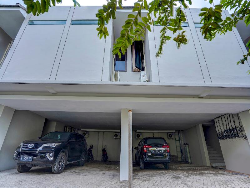 OYO 90154 Anugrah Rr Syariah - Genel