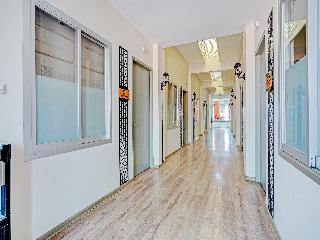 Super OYO 3905 Graha 100 Guest House Syariah fotoÄŸrafÄ±