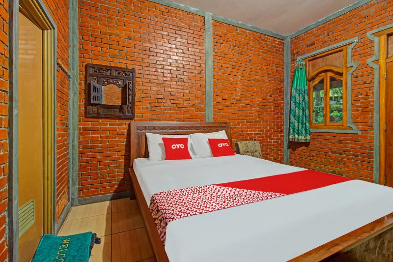 OYO 90031 Villa Papada - Oda