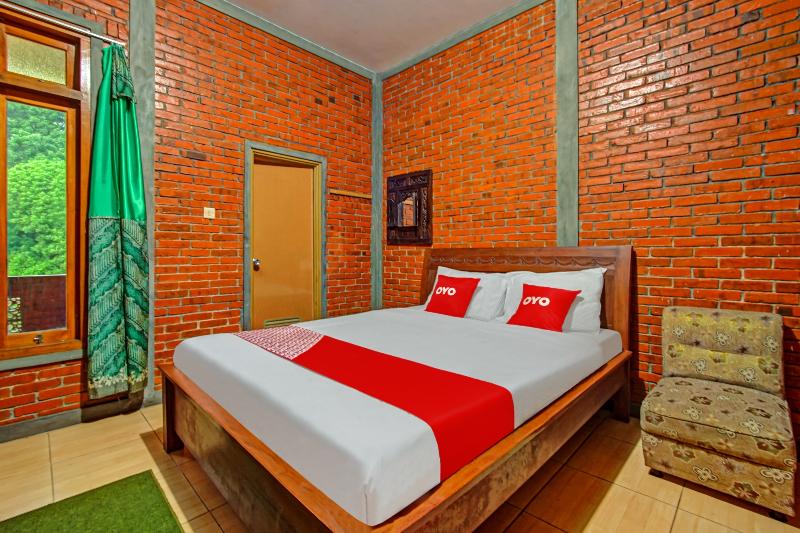 OYO 90031 Villa Papada - Oda