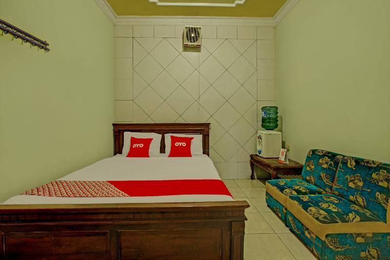 OYO 90031 Villa Papada - Oda