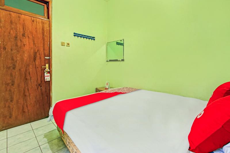 OYO 90031 Villa Papada - Oda