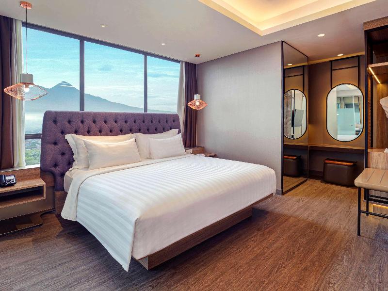 Grand Mercure Malang Mirama - Oda