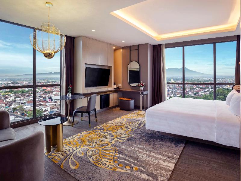 Grand Mercure Malang Mirama - Oda