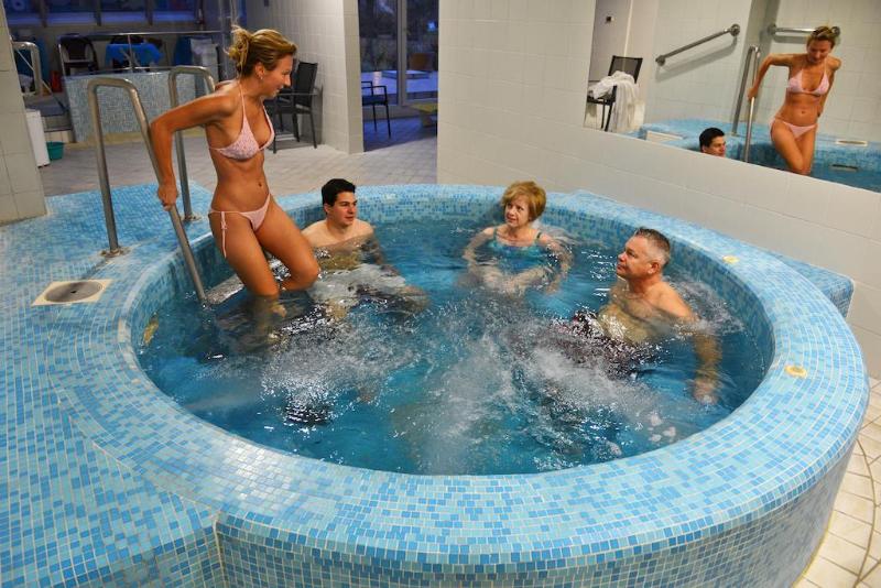 Hunguest Hotel Helios - Genel