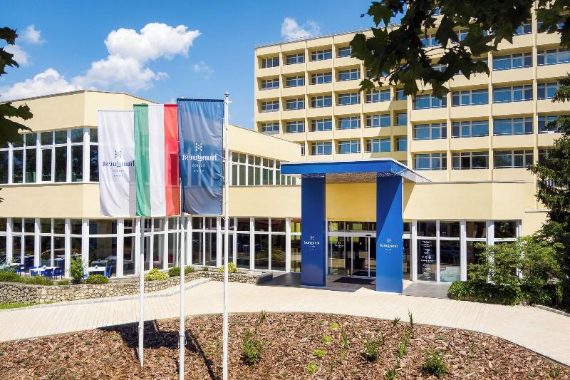 Hunguest Hotel Helios - Genel