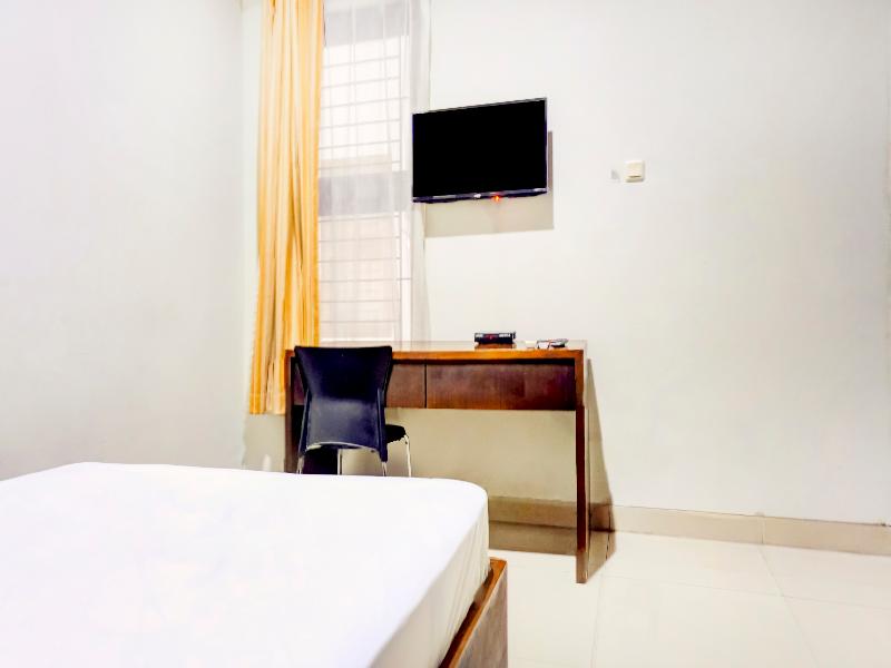 OYO Life 90085 Meruya Place - Oda