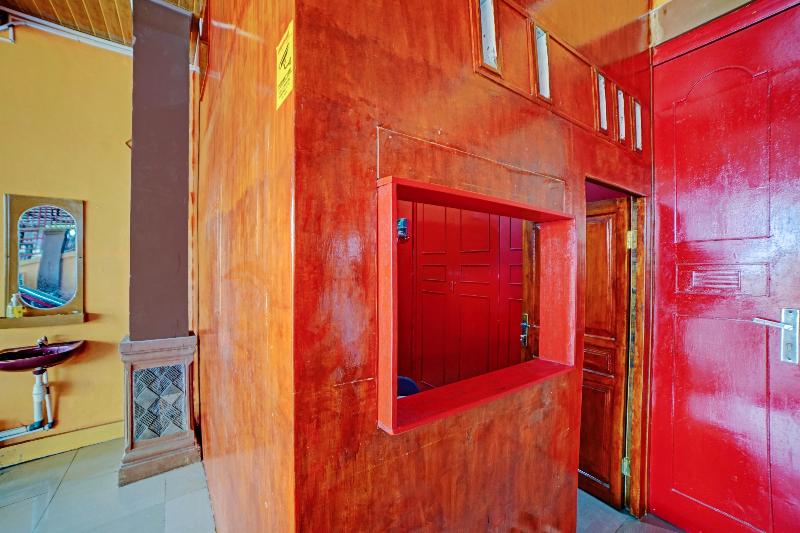 OYO 90387 Sepakat Guest House - Lobi