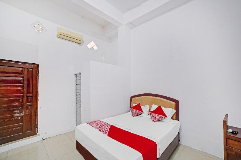 OYO 90387 Sepakat Guest House - Oda