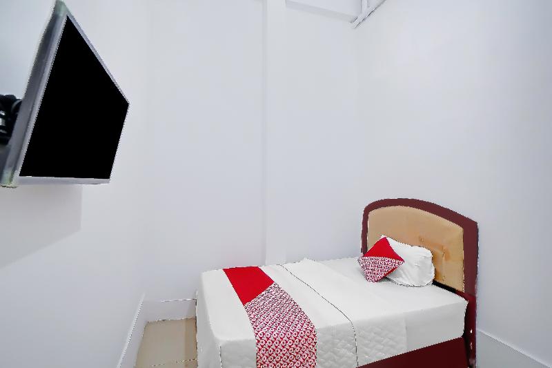 OYO 90387 Sepakat Guest House - Oda
