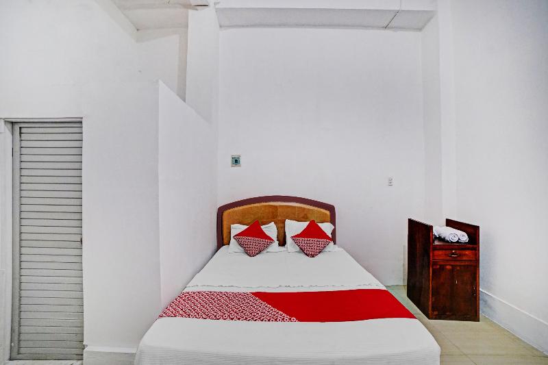OYO 90387 Sepakat Guest House - Oda