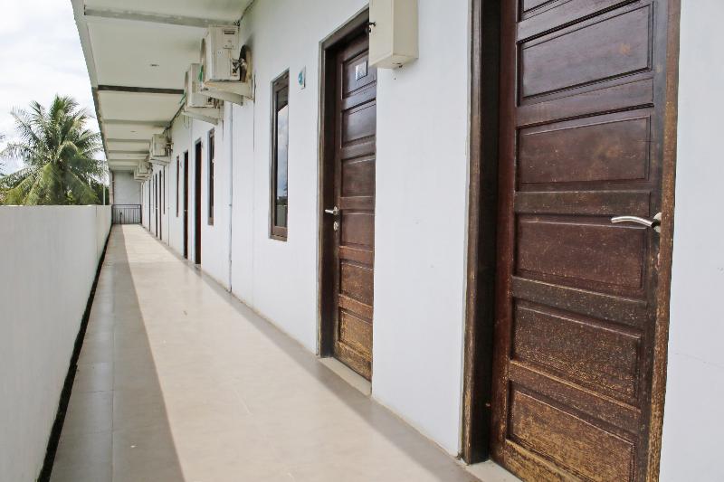 OYO 90112 Hotel Permata Inn - Lobi