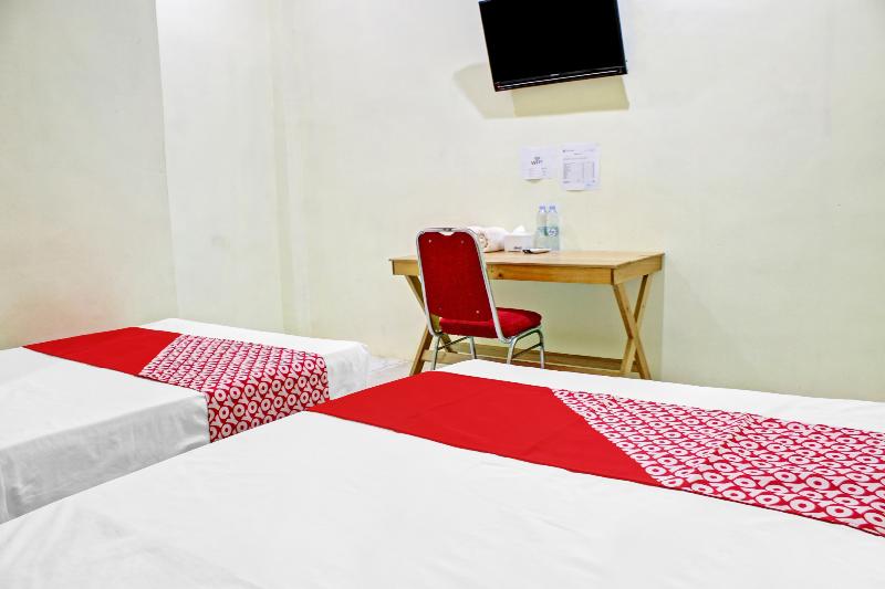 OYO 90112 Hotel Permata Inn - Oda