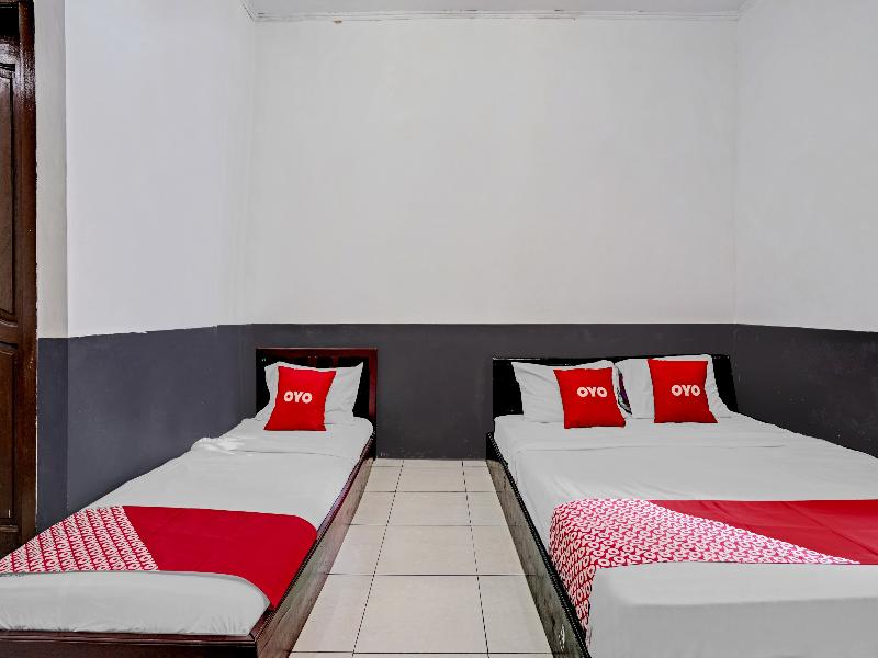 OYO 90405 Penginapan Sasti Kuningan - Oda